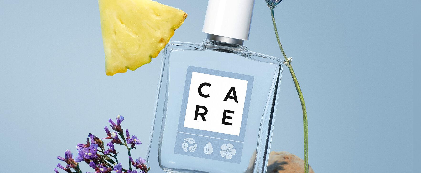 Blumig, fruchtig, maritim: Das neue Eau de Parfum „Blue Horizon“ von CARE