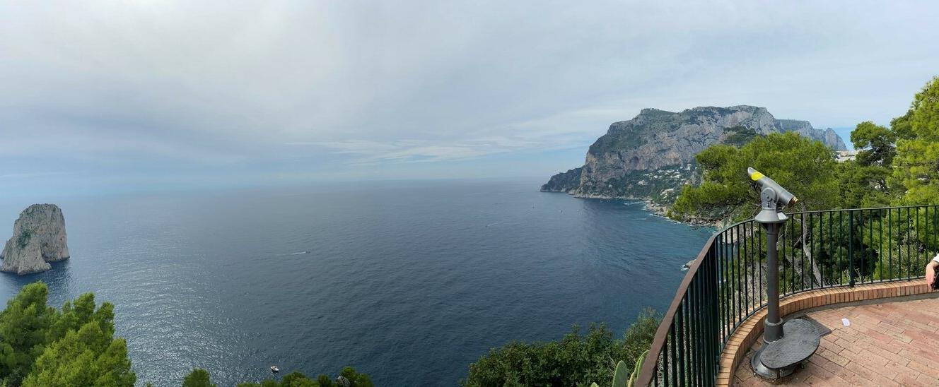 Capri – von purer Schönheit, Düften und Kanadiern (Teil 1)