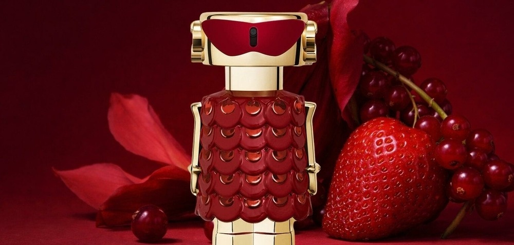 Fruchtig, pudrig, warm: Das neue Eau de Parfum „Fame in Love“ von Rabanne