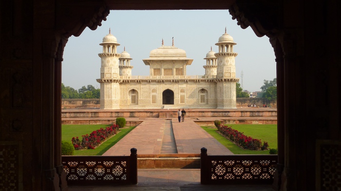 Itimad-ud-Daulahs Grab in Agra, auch Baby Taj genannt
