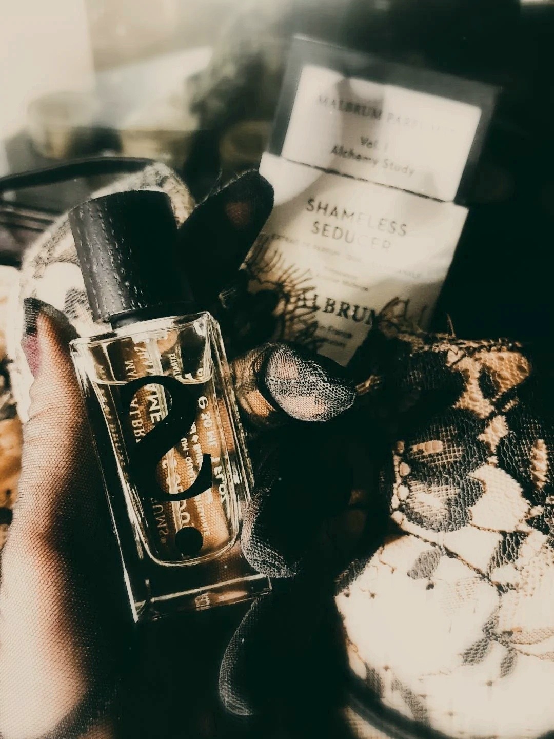 Why put on anything else when you can just wear skin (as a perfume) ?
