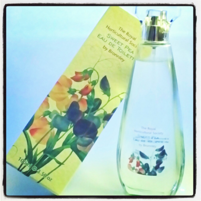 The Royal Horticultural Society Sweet Pea EDT by Bronnley