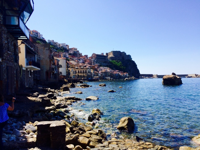 Scilla...Mix aus Capri und Venedig....meinen die Einwohner