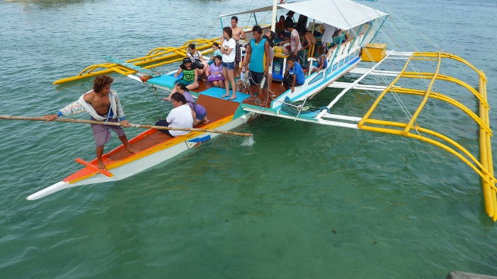 Outrigger-boat auf den Philippinen