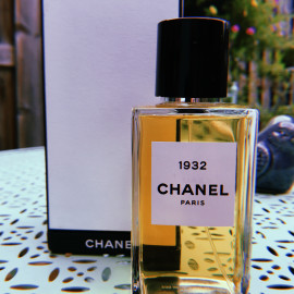 N°22 (Eau de Toilette) by Chanel
