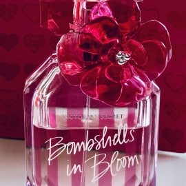 Bombshells in Bloom by Victoria's Secret