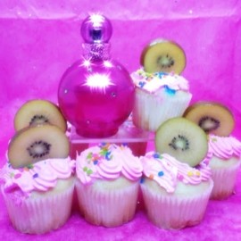 a cupcake and kiwi pink Fantasy...