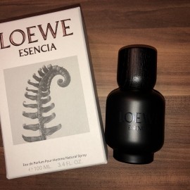 Esencia (Eau de Parfum) von Loewe