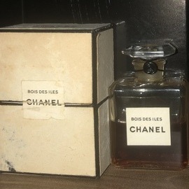 Bois des Îles (Parfum) by Chanel