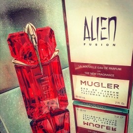 Alien Fusion - Mugler