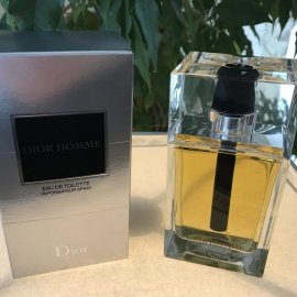 Ich wollte Fahrenheit Parfum, meine Frau Dior Homme. Ich habe meine Frau gehört. ;)