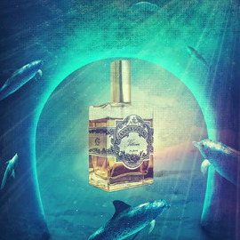 Without a doubt, one of the best vetivers in existence and one of the best, if not THE BEST, marine, oceanic, briny, iodine, aquatic perfume ever created. I actually think calling it an aquatic is an insult, as it is so much more. Nothing, but nothing I've smelled in the genre comes close to it. It's standing by the seafront on a windy day and inhaling the wet, salty air and the sea breeze hitting your face.  Adding the notes of tobacco and sandalwood in the base, even if ever so slight, is a stroke of genius. THEY DON'T MAKE THEM LIKE THEY USED TO.