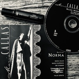 Norma, Priesterin der römischen Göttin Vesta, gesungen von Callas, genannt 