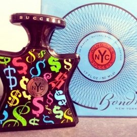 Success is the Essence of New York / Andy Warhol Success Is A Job In New York - Bond No. 9