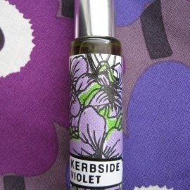 Kerbside Violet - Lush / Cosmetics To Go