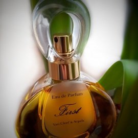 First (Eau de Parfum) - Van Cleef & Arpels