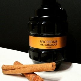 Spicebomb Extreme By Viktor Rolf Reviews Perfume Facts