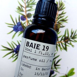 Baie 19 (Perfume Oil) by Le Labo