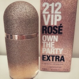 212 VIP Rosé Extra by Carolina Herrera