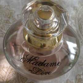 Madame in Love - La Rive