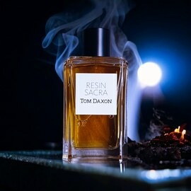 Tom Daxon's Resin Sacra is in my opinion the best offering from his brand. A very underrated, most beautifully refined soft incense and suede perfume. Recommended for one of those cold, windy rainy dark days, when all you'd want to do is sit in front of a gently burning fireplace, wrapped in a warm cashmere blanket, sipping from a hot mug of coffee, ideally strengthened with a generous slug of whiskey, listening to the wind and rain mercilessly hitting your window and not have the slightest care in the world.