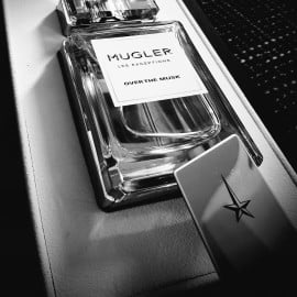 Les Exceptions - Over The Musk von Mugler