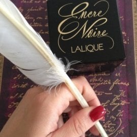 Encre Noire pour Elle - Lalique