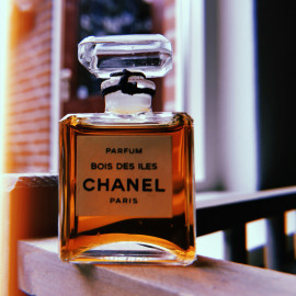 Bois des Îles (Parfum) by Chanel