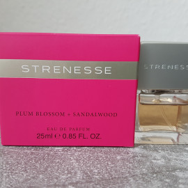 Plum Blossom & Sandalwood by Strenesse / Gabriele Strehle