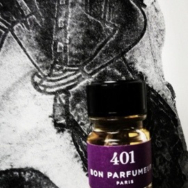 401 Cèdre Prune Confite Vanille - Bon Parfumeur