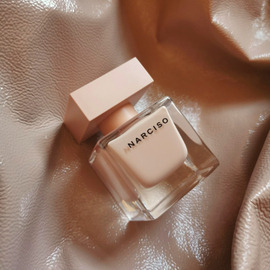 Narciso (Eau de Parfum Poudrée) von Narciso Rodriguez