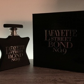 سنيزي خزانة تقدير  Lafayette Street by Bond No. 9 » Reviews & Perfume Facts