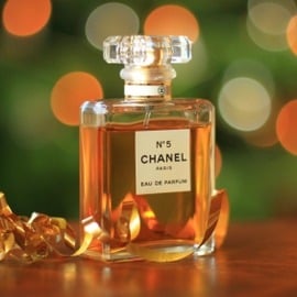 N°5 (Eau de Parfum) by Chanel
