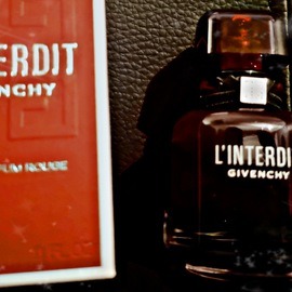 L'Interdit (2021) (Eau de Parfum Rouge) - Givenchy