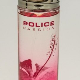 Passion Woman - Police