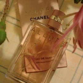 Allure (Eau de Parfum) - Chanel