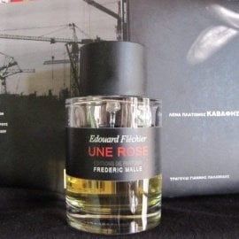 Rose Tonnerre / Une Rose - Editions de Parfums Frédéric Malle