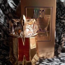 Alien Liqueur de Parfum - Création 2013 von Mugler