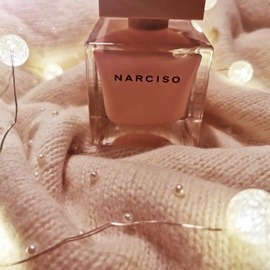 Narciso (Eau de Parfum Poudrée) by Narciso Rodriguez