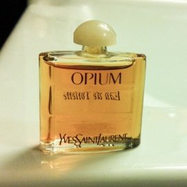 Opium (1977) (Parfum) by Yves Saint Laurent