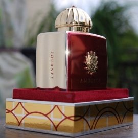 Futaina (Eau de Parfum) - Junaid Perfumes