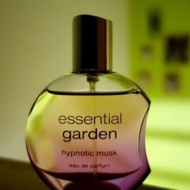 essential garden hypnotic musk parfum
