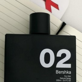 02 - Bershka