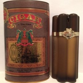 Cigar by Rémy Latour