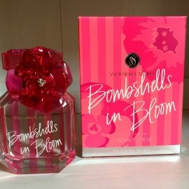 Bombshells in Bloom - Victoria's Secret