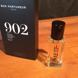 902 Armagnac Tabac Blond Cannelle - Bon Parfumeur
