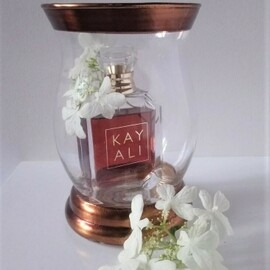 Déjà Vu White Flower | 57 (Eau de Parfum) by Kayali
