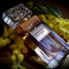 Dahlia Divin Le Nectar de Parfum - Givenchy