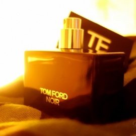 Noir (Eau de Parfum) - Tom Ford