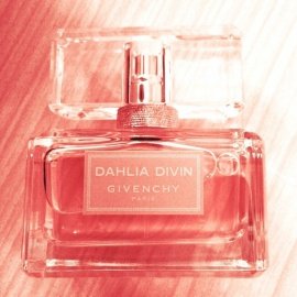 Dahlia Divin Eau de Parfum Nude - Givenchy